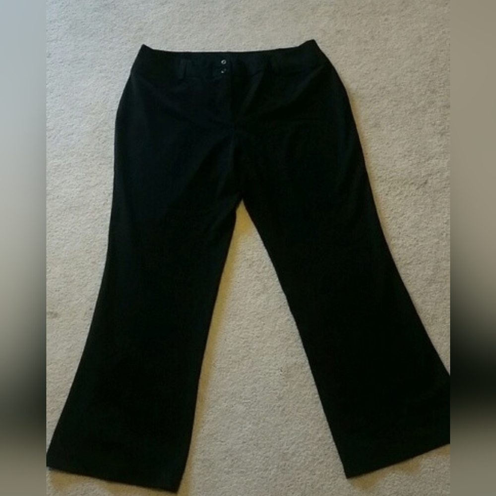 18 W I.N. Studio Black Pants